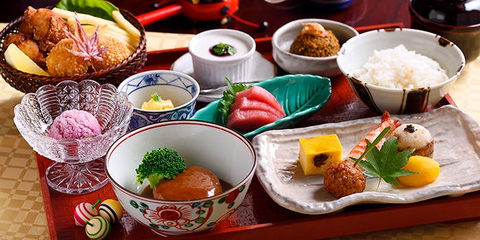 うかい鳥山（うかいとりやま）