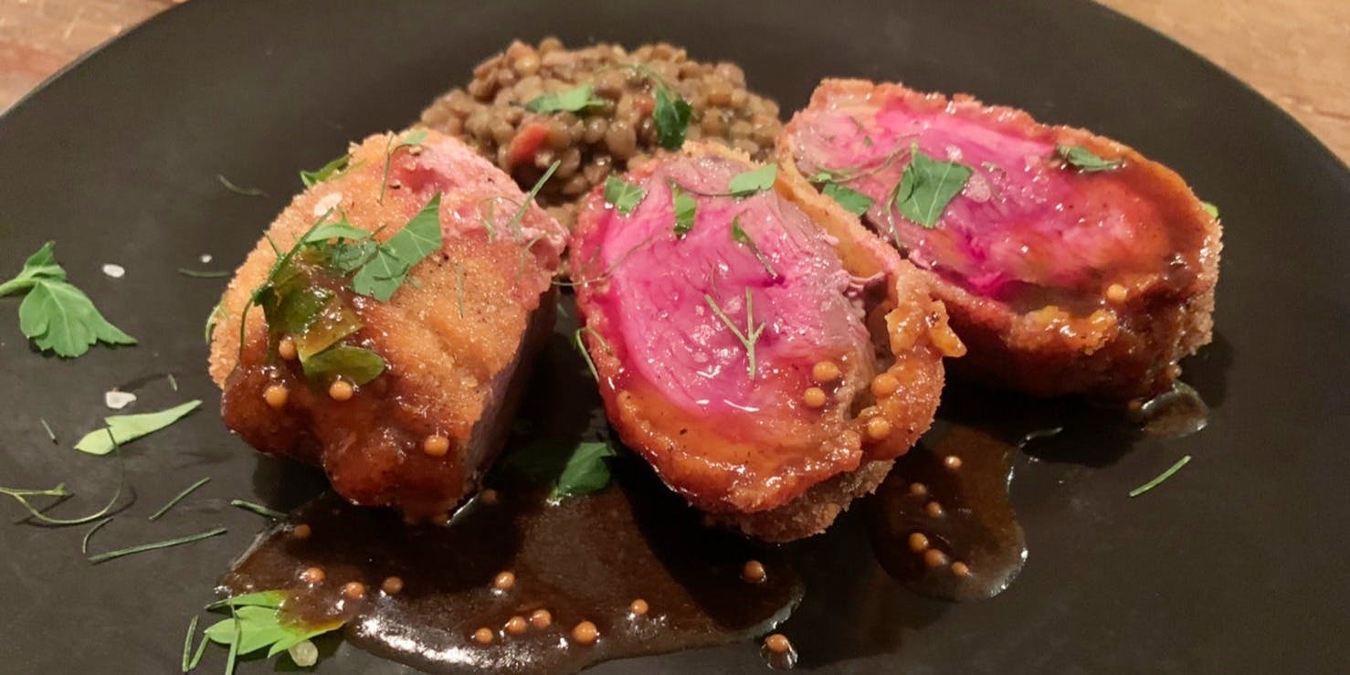 アンティカ オステリア カルネヤ（ANTICA OSTERIA CARNEYA）