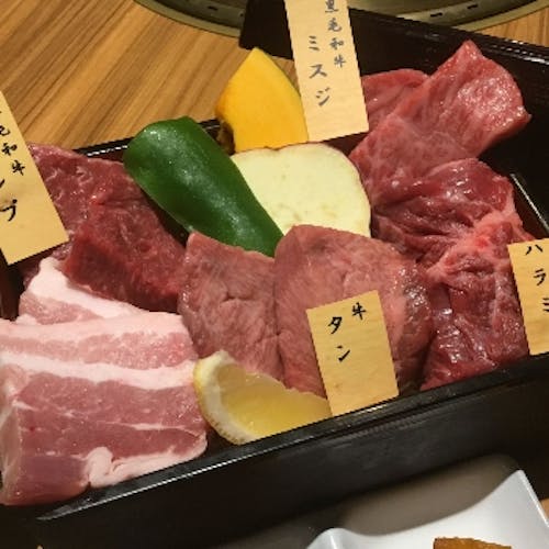 ランチ 焼肉 和牛焼肉 愛彩 錦 栄店 Okaimonoモール レストラン