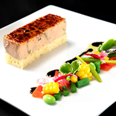 美味しいフランス料理とワインで至福の時間を