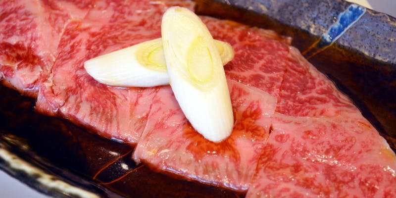 【月会席膳】特選黒毛和牛焼きすきと希少部位4種＋選べる乾杯ドリンク