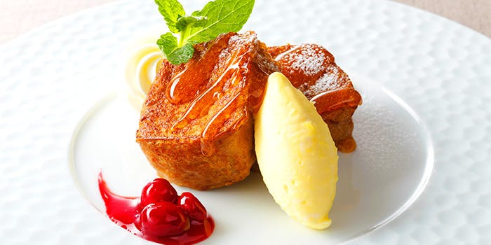 Garden q 成田ビューホテル 屋根付きエリア ガーデンbbq 雨の日でも安心 食べ放題 飲み放題のバーベキューを堪能 日 木 ディナー プラン メニュー 一休 Comレストラン