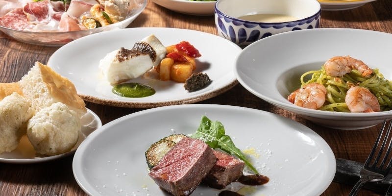 【Xmas2025】牧草牛フィレや直産鮮魚など全9品 Xmas特別ディナーコース＋1ドリンク付