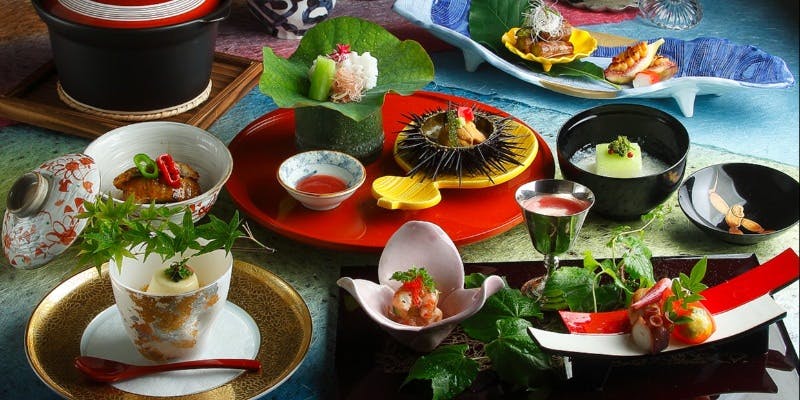 いろどり玉手箱＋ワンドリンク・お土産付き（なだ万ドレッシング付き・平日限定）