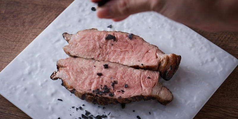 【スタンダードコース】前菜4品・パスタ・豚肩ロースの炭火焼など全6品＋フリードリンク