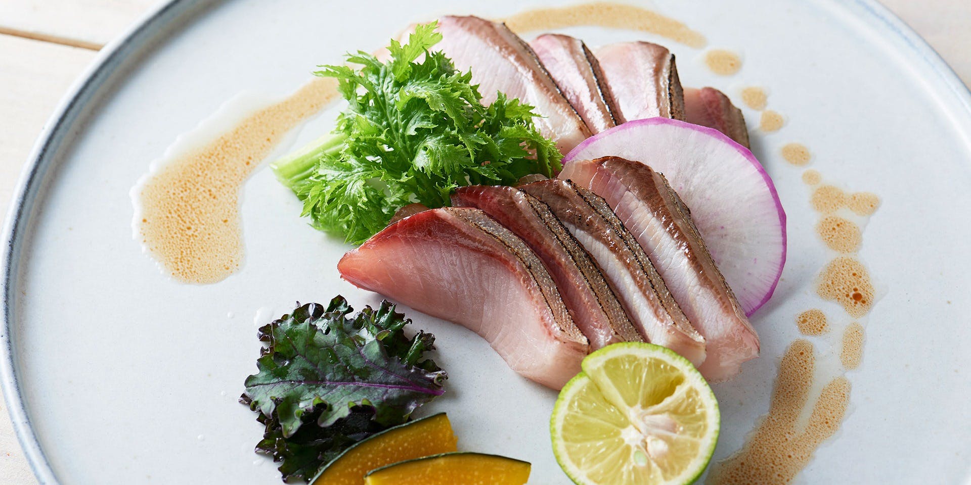 ターンテーブル（TurnTable）