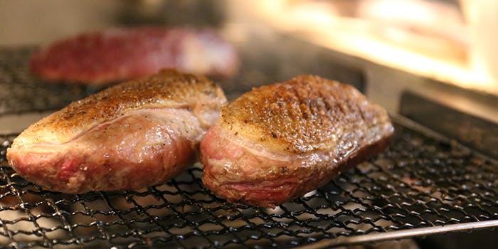 鴨一ワイン酒場 SUN（サン）