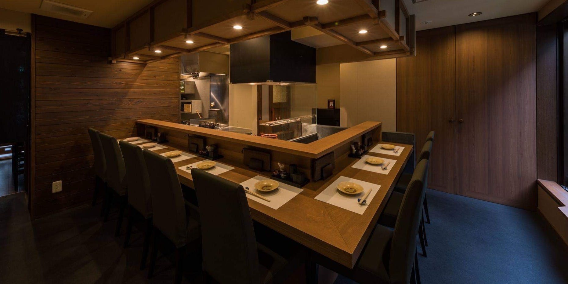 炭火焼鳥 いこか