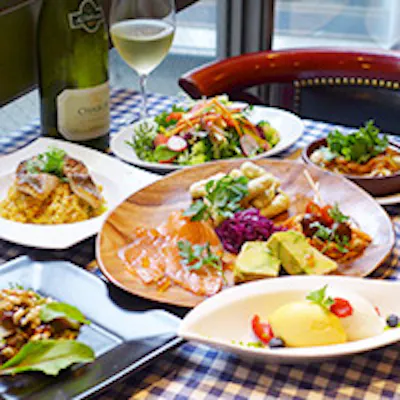 豊富に取り揃えたワイン
