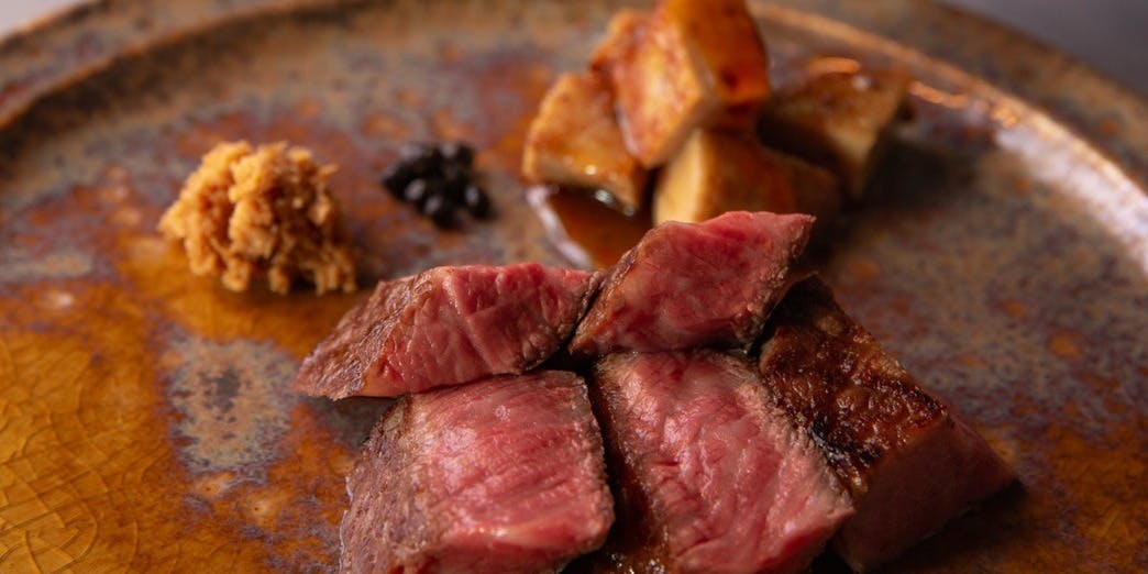 肉屋 甲 ニクヤ キノエ 烏丸 焼肉 一休 Comレストラン