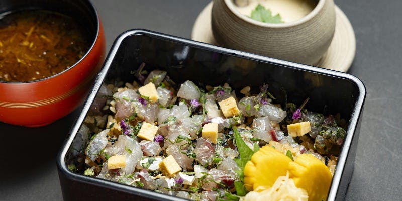 【なめろう丼】数量限定（カウンター席 　※1組限定）