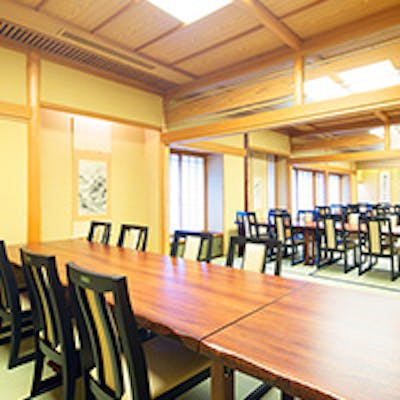 下町の粋を感じる情緒漂う和の空間