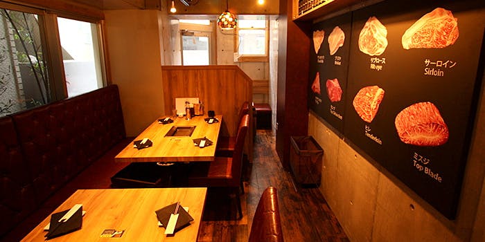 ノー ミート ノー ライフ ゴゴウ (NO MEAT, NO LIFE. 5go.) - 新宿西口