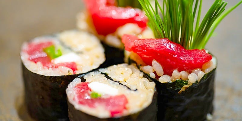 寿司ケーキでお祝い 東京 大人のための豪華寿司ランチ ディナー