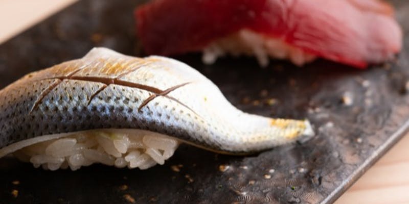 【おまかせ寿司】新鮮な魚介を使ったお任せ握り13貫！一つ一つ丁寧に仕上げる極上寿司に舌鼓