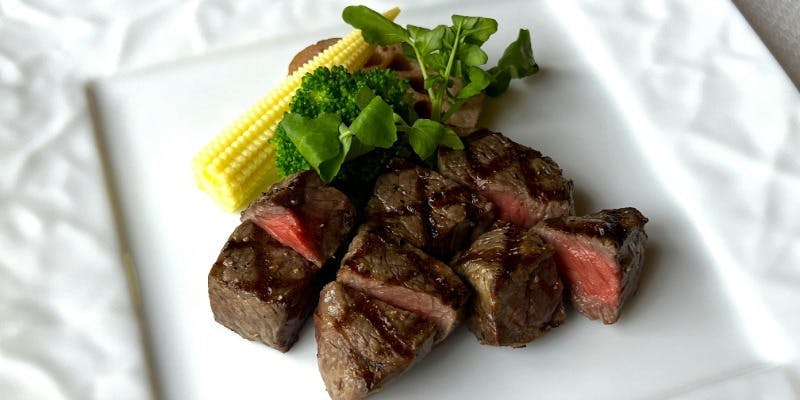 【サイコロステーキコース】メインは黒毛和牛サイコロステーキ　全7品（テーブル席）