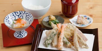 【おまかせランチ】天ぷら9種、先付け、昼限定鯛茶漬け - 天星