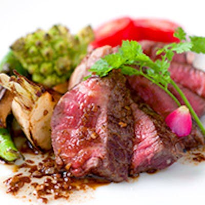 『牛フィレ肉のソテー トリュフ添え』