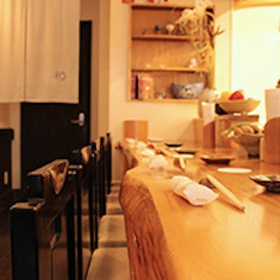 落ち着いた大人の隠れ家的お店