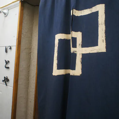 落ち着いた雰囲気の店内