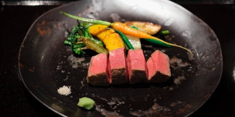 鉄板焼 やまもも