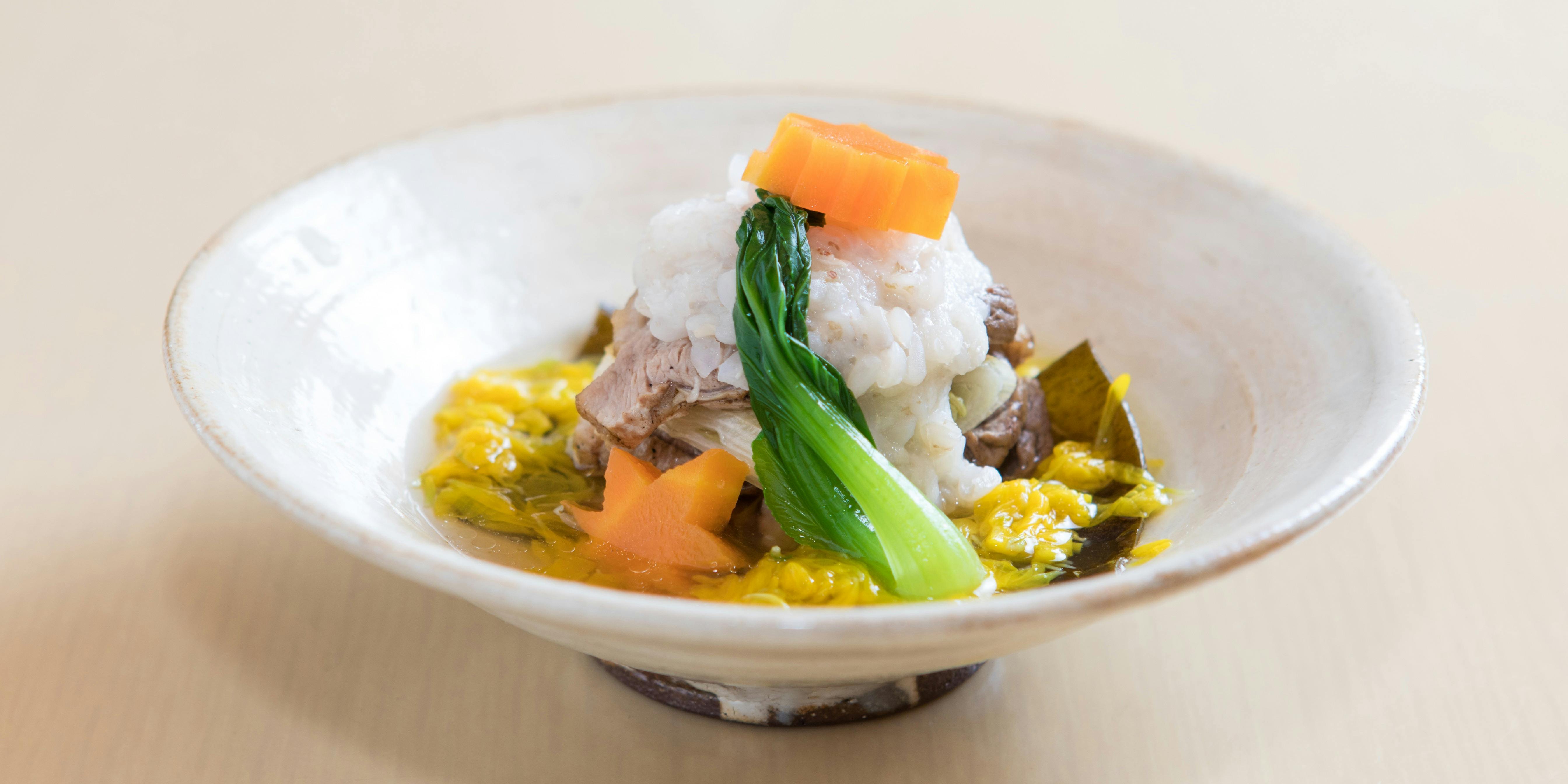 やま中・本店　鮨と日本料理　（やまなか）