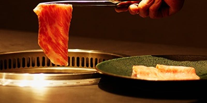 【南青山コース】絶品の京味噌手巻きのキャビア乗せやシャトーブリアンなどの特選部位＋冬