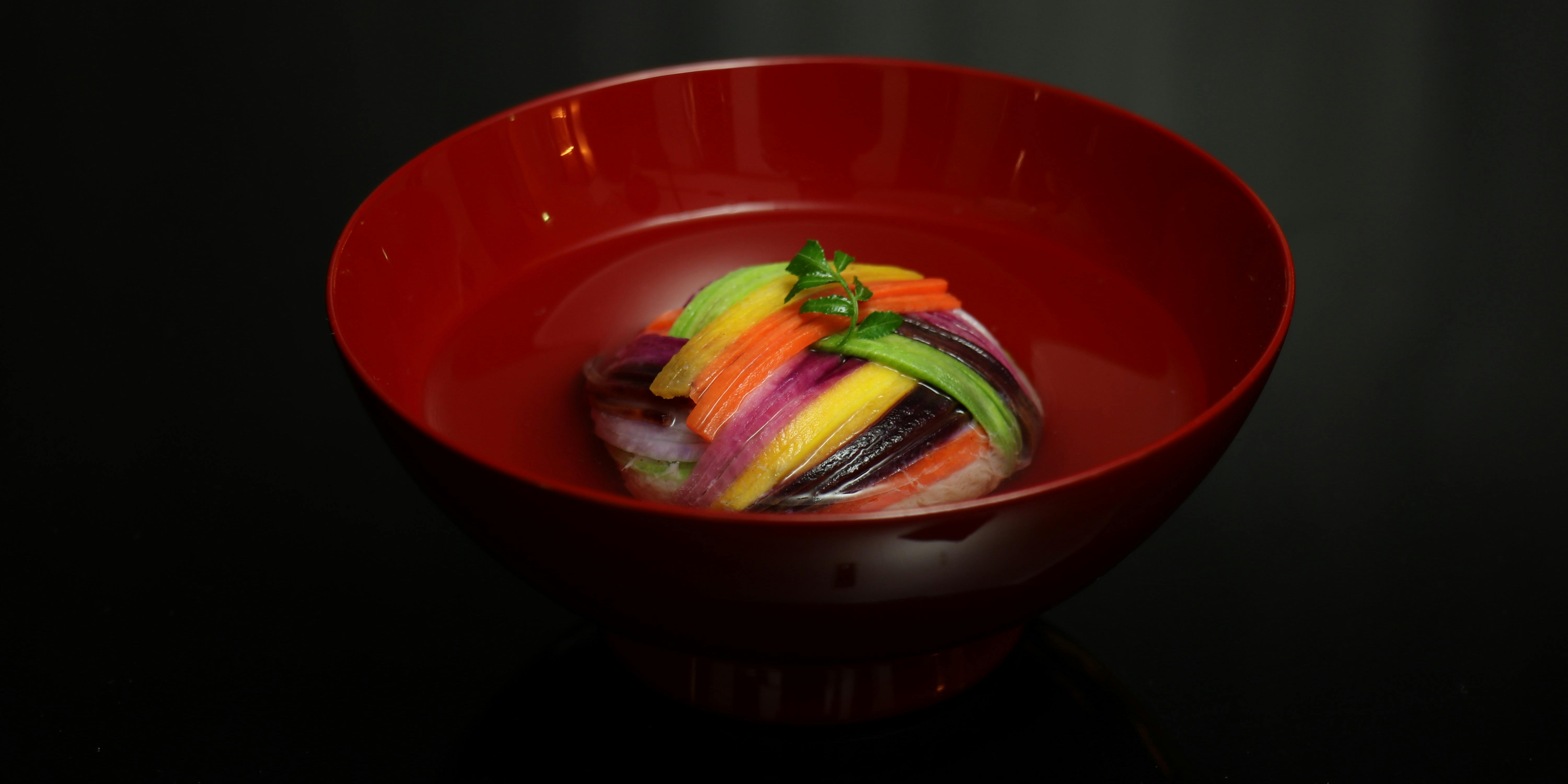 NARISAWA（ナリサワ）