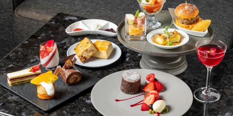 【アフタヌーンティー×土日祝限定】冬の訪れを感じて（窓側確約）