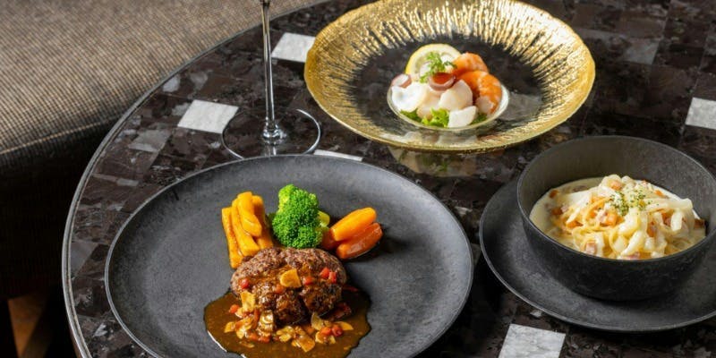 【カジュアルディナーコース】ホテル41階×和牛ハンバーグステーキを含む 全4品＋ペアリング