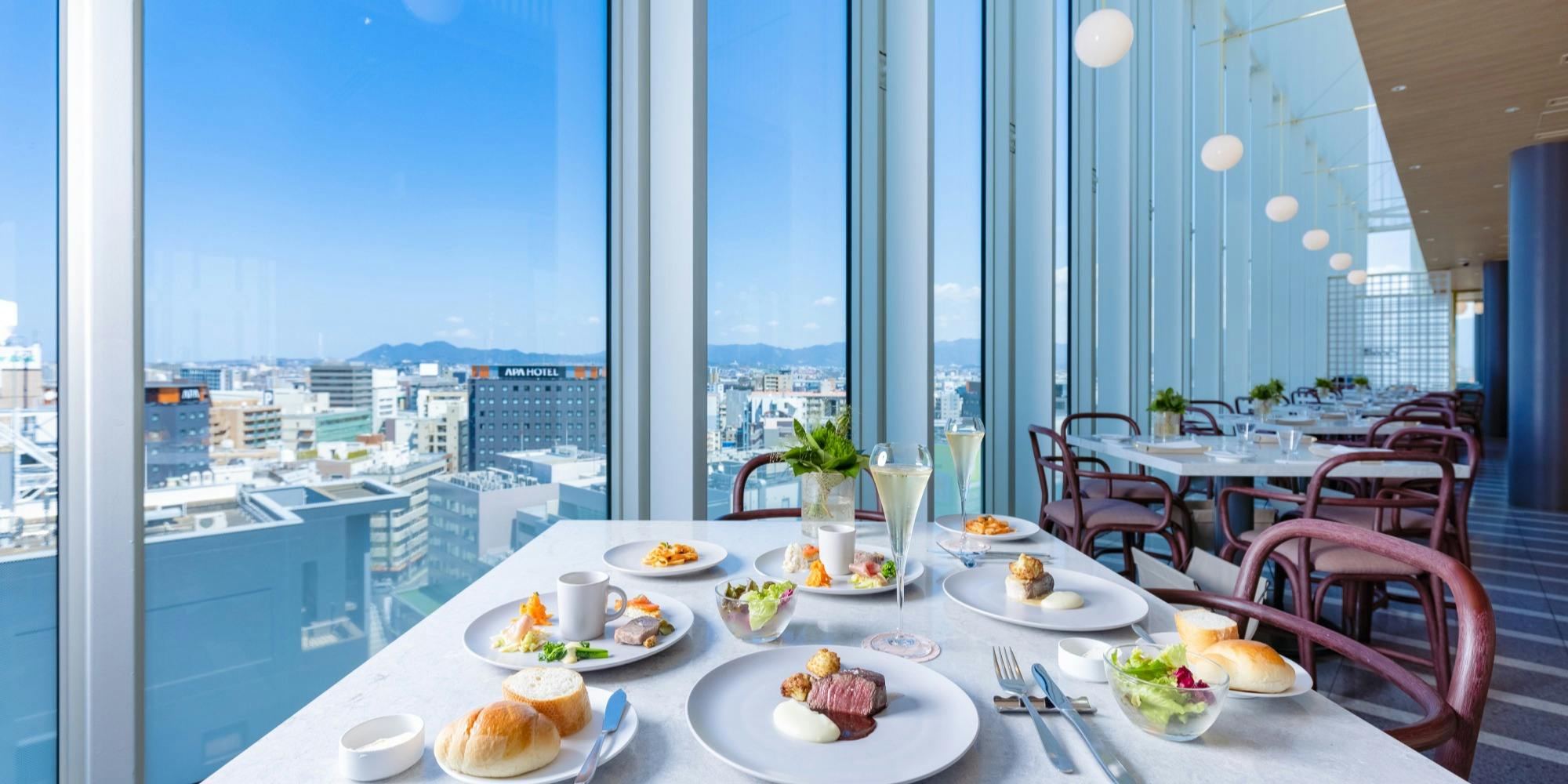 記念日におすすめのレストラン・SOMEWHERE RESTAURANT&BAR／都ホテル 博多の写真2