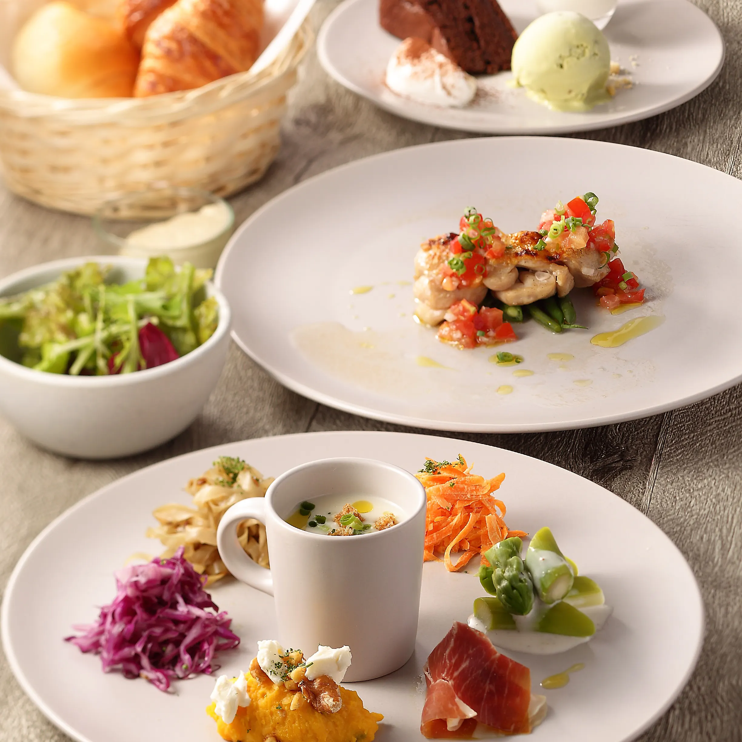 ランチ サムウェア レストランアンドバー ミヤコホテル ハカタ Somewhere Restaurant Bar 都ホテル 博多 レストランアンドバー 一休 Comレストラン