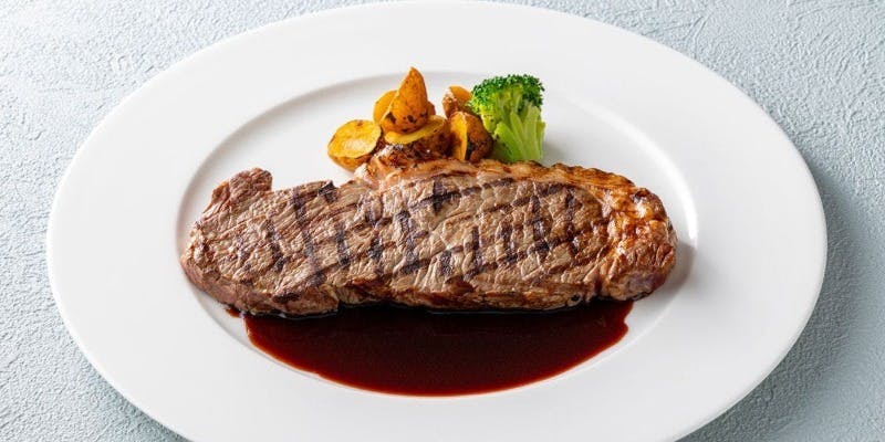 The Garden Brasserie & Bar�^�n�C�A�b�g���[�W�F���V�[�����x�C
