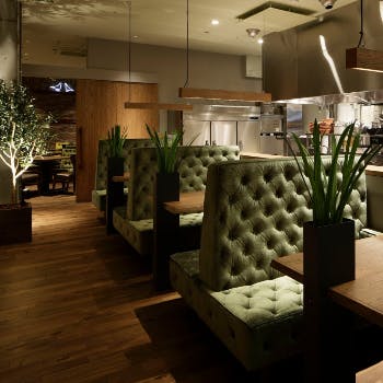 �G�X�^�W �O����&�r�A Brick St.�X