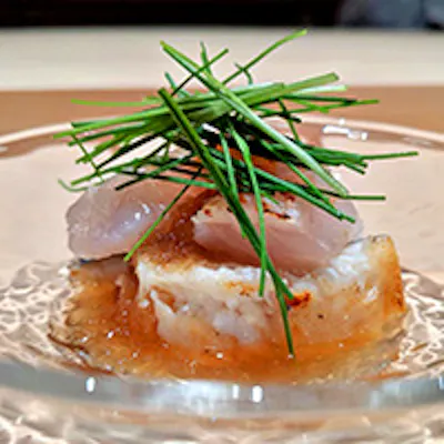 伝統技法と独自の技法を駆使し「魚を最上に美味しくする方法」を極める