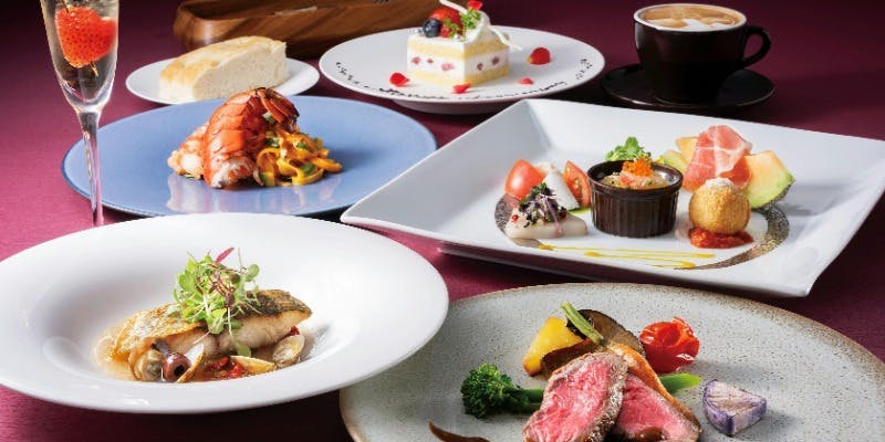 【ハート形苺入りスパークリング付き】記念写真が思い出のラテアートに！「アニバーサリープラン」