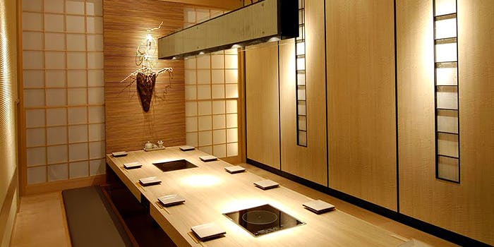 2023年 最新】東京の美味しいディナー30店！夜ご飯におすすめな人気店