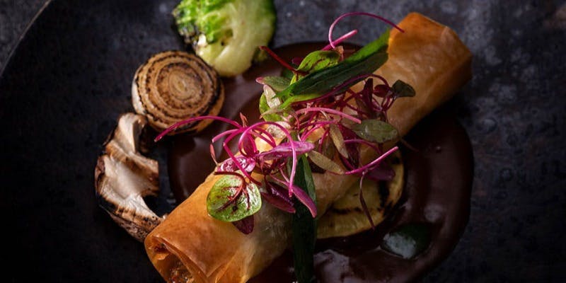 Seasonal Menu【鯛と蟹のパートフィロ包み　ソースアメリケーヌ】＋ミニブッフェ付（90分制）