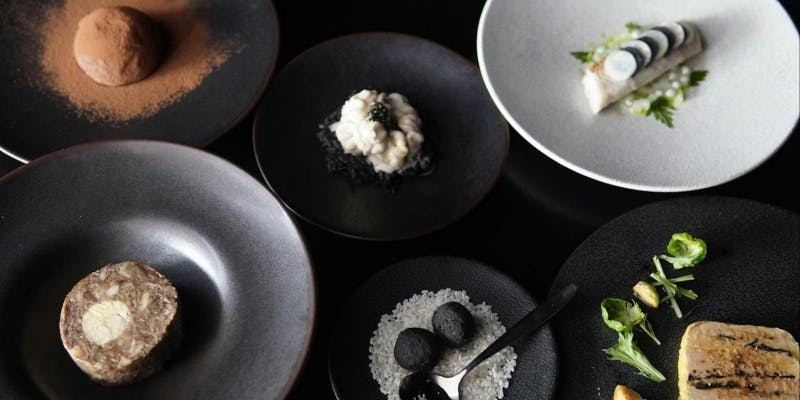 【Xmas2025】【22日23日限定】クリスマスディナーコース＋乾杯シャンパーニュ付き（個室）