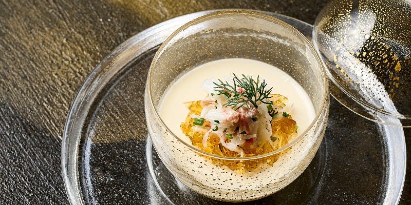 【LUNCH Crepuscule】メインは旬の魚と国産牛サーロインなど全6品＋1ドリンク付き