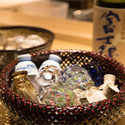 静岡の地酒を中心に銘酒が揃う