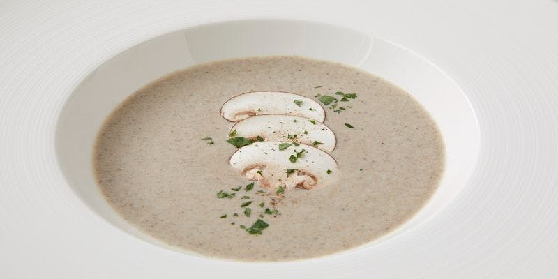 Provence【ムニュ　プロバンス ランチ】アミューズ、前菜、メイン、デザートなど全4品