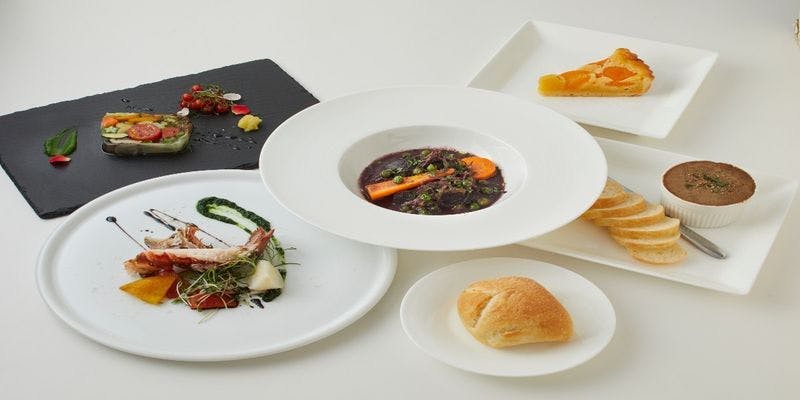 Provence【ムニュ　プロバンス】アミューズ、前菜、メイン、デザートなど全4品＋ディナー