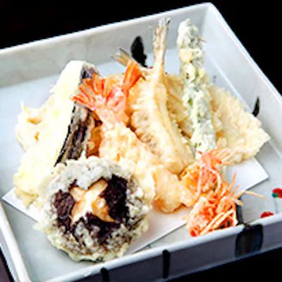 旬食材の旨味が凝縮されたこだわりの天ぷら