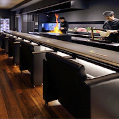 食いしん坊たちが集まる究極のダイニング