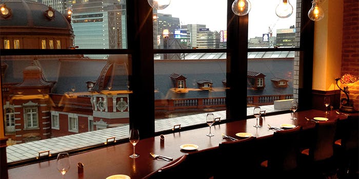 丸の内の夜景が綺麗にディナーでフレンチが楽しめるおすすめレストラン15選 一休 Comレストラン