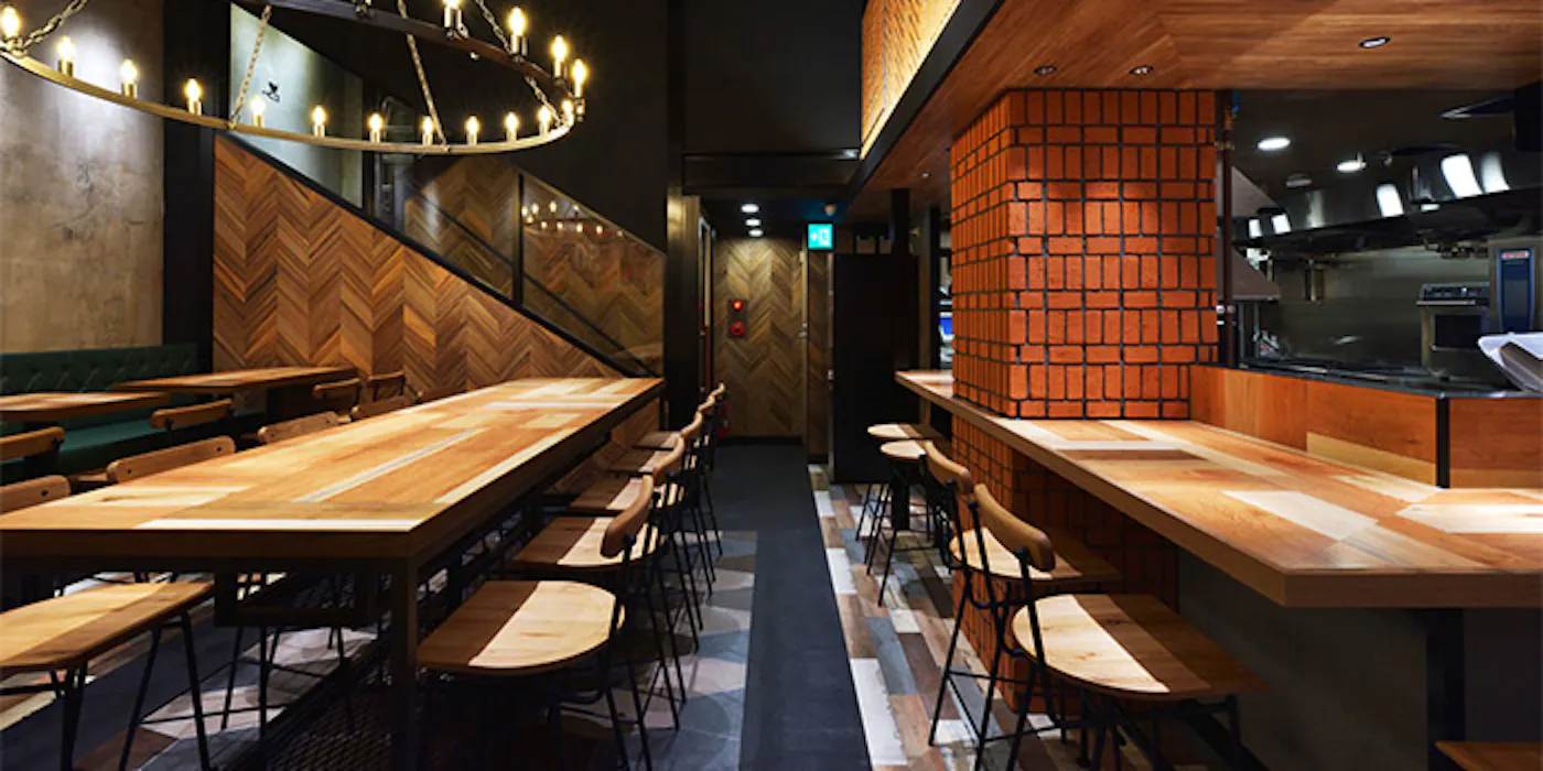 ミート キッチン log50 新宿 三 丁目 店