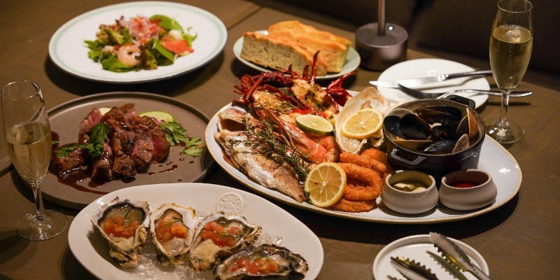 【和牛＆シーフードプラッターのプレミアムシェアプラン】＋乾杯スパークリングワイン