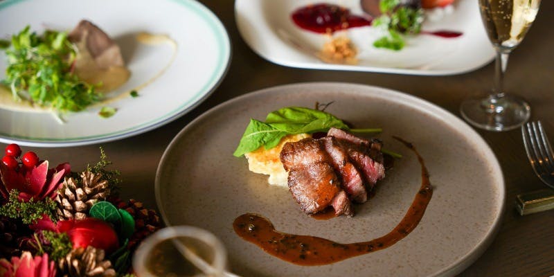 【Xmas2025】魚と肉料理のWメインなど Xmasを彩るランチコース＋乾杯酒（12/20・21・24・25限定）