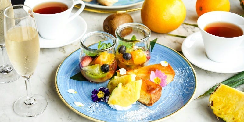 COLONIAL BEACH 横浜ハンマーヘッド 【トロピカルアフタヌーンティー